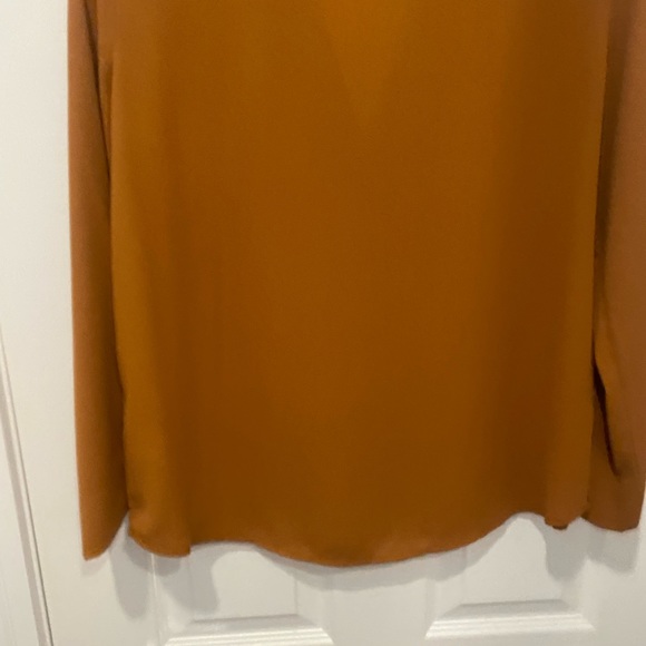 NWT Elegant Rust color blouse - Picture 6 of 7